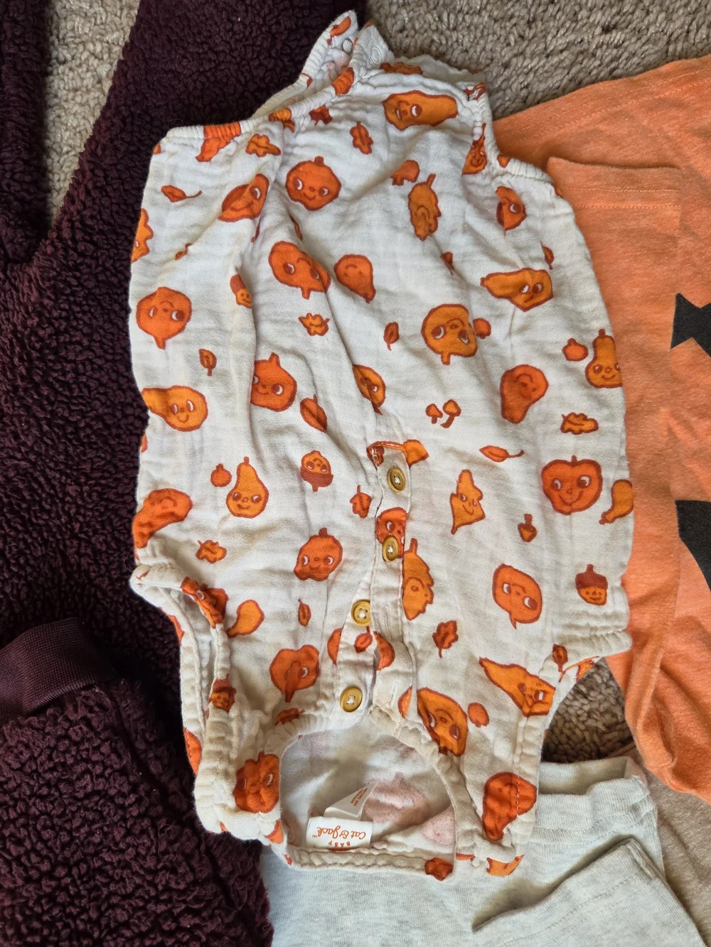 Bundle 18 Months Boys Halloween Pumpkin Nike Carters Osh Skull Overalls Christma